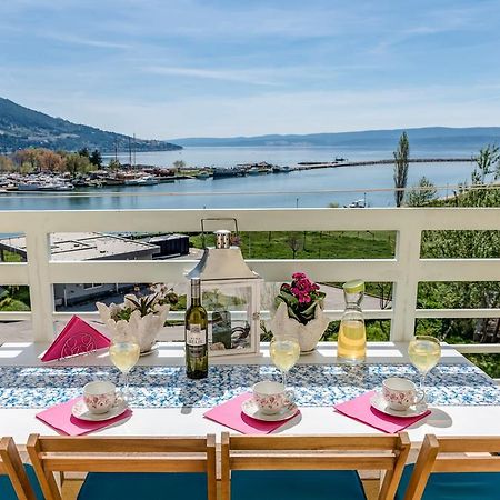 Apartment Sea View Mouth Cetina Omiš Exterior foto