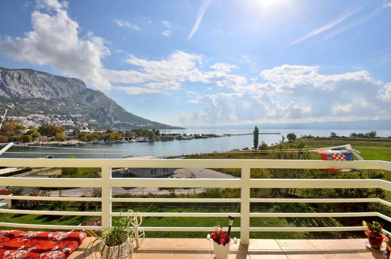 Apartment Sea View Mouth Cetina Omiš Exterior foto